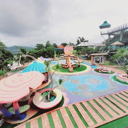 Bangmara Hill Hotel Takuapa Bagian luar foto